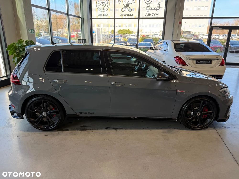 Volkswagen Golf GTI TCR 2.0 TSI OPF DSG - 21