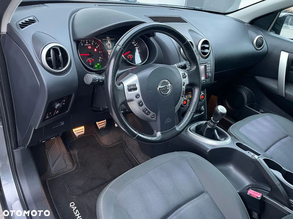Nissan Qashqai - 12