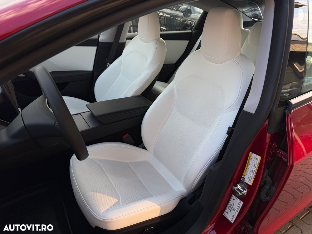 Tesla Model 3 Langstreckenbatterie Allradantrieb Dual Motor - 39