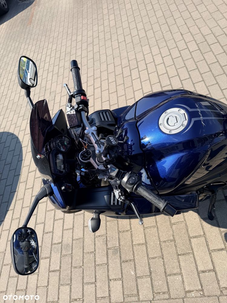 Yamaha FZ - 6