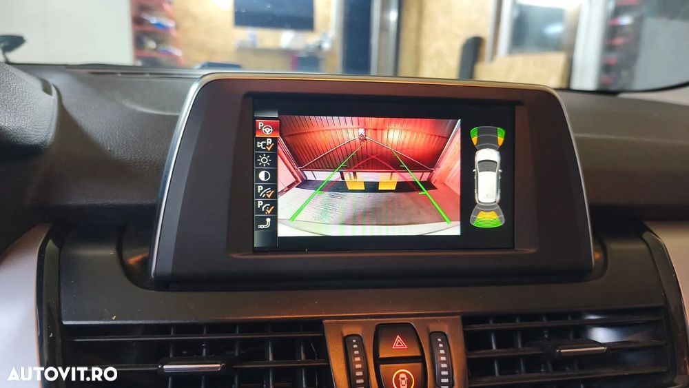 BMW Seria 2 220d Active Tourer Aut. Sport Line - 22