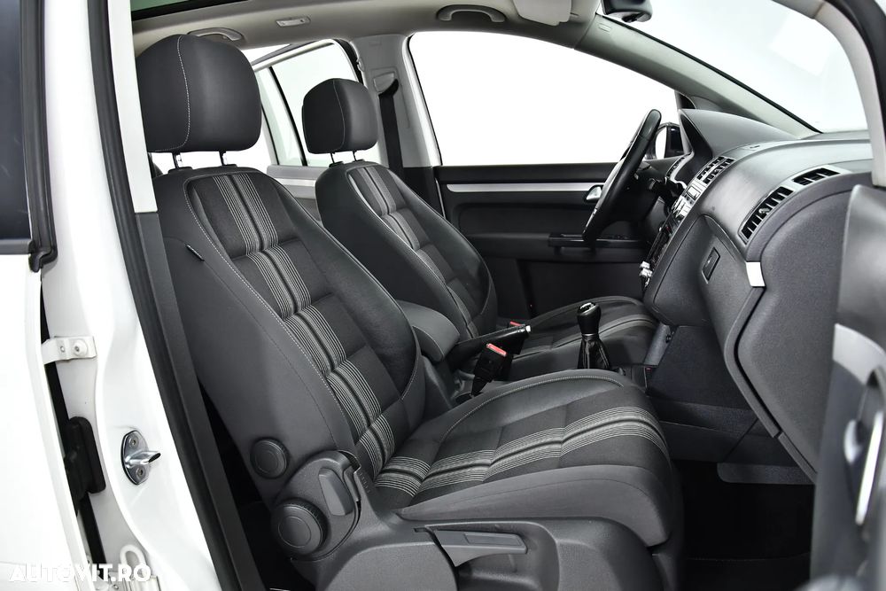 Volkswagen Touran 1.2 TSI BlueMotion Technology MATCH - 14