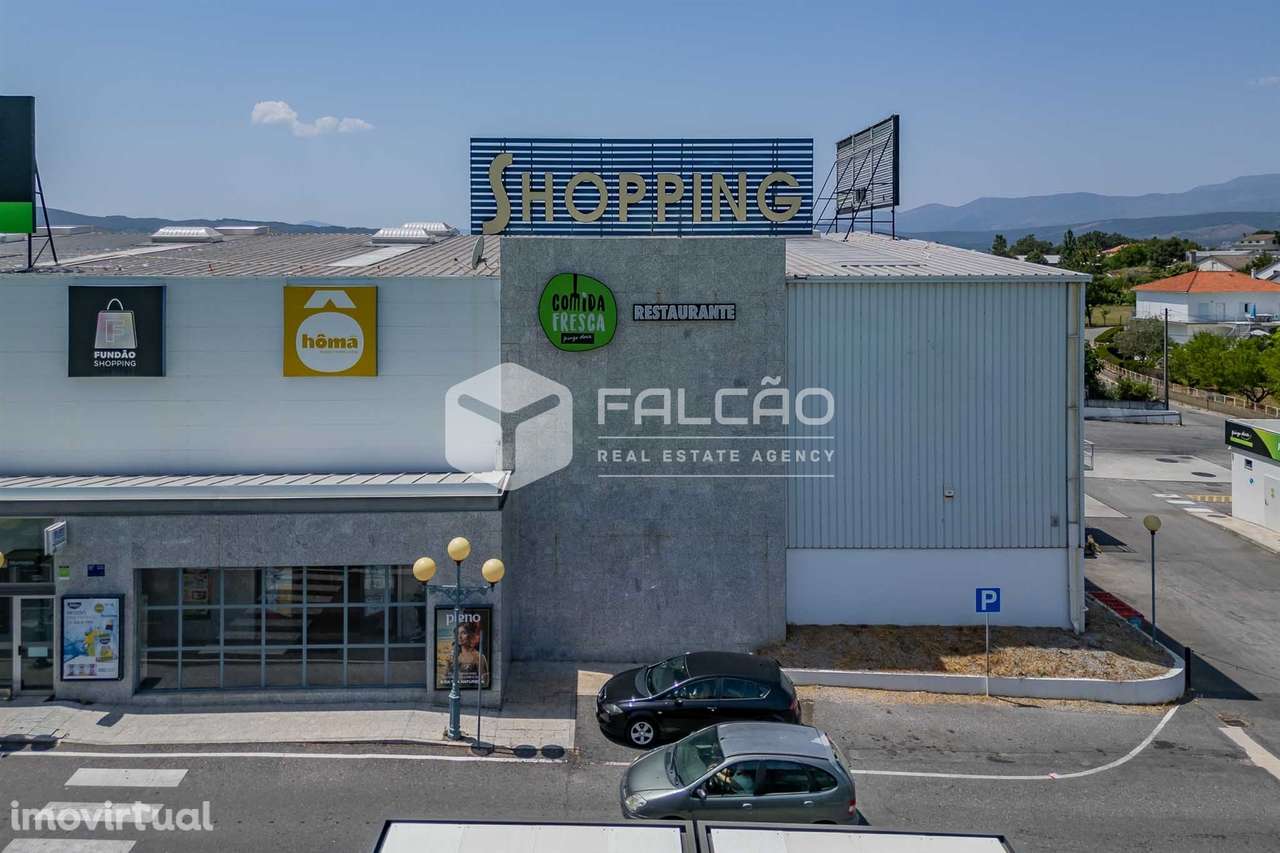 Supermercado  Venda em Fundão, Valverde, Donas, Aldeia de Joanes e Ald - Grande imagem: 5/52