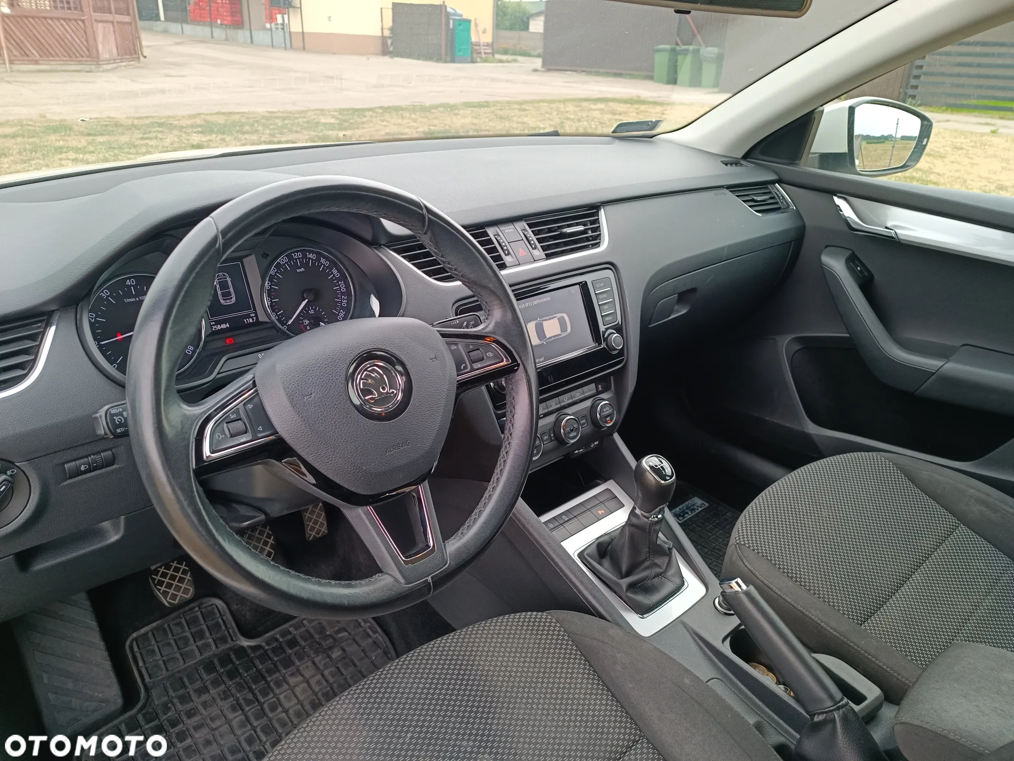 Skoda Octavia - 7