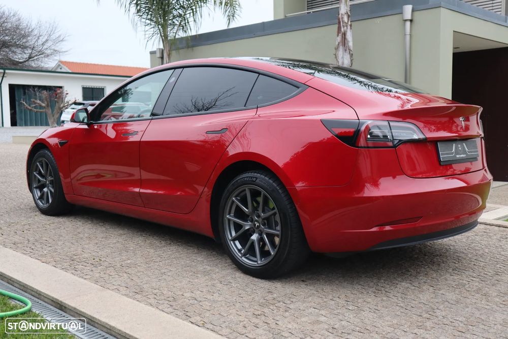 Tesla Model 3 Standard Range Plus RWD - 4