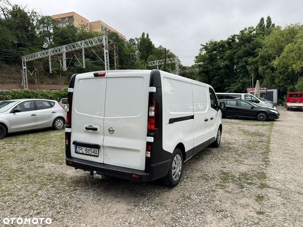 Nissan NV300 - 3