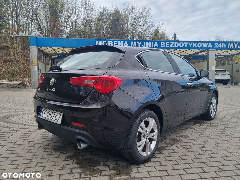 Alfa Romeo Giulietta - 8