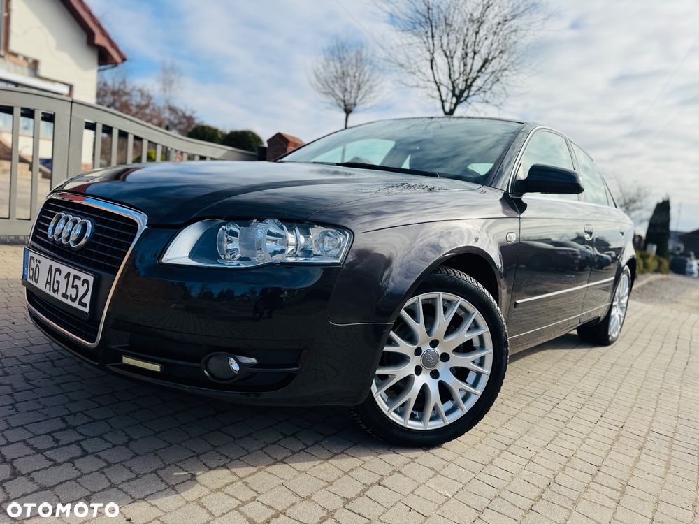 Audi A4 Limousine - 5