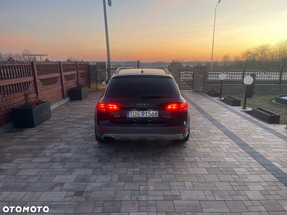 Audi A4 Allroad - 11