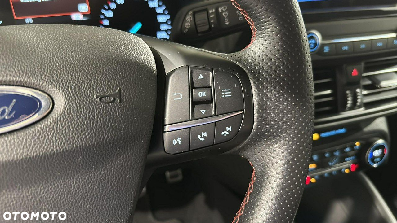 Ford Focus - 22