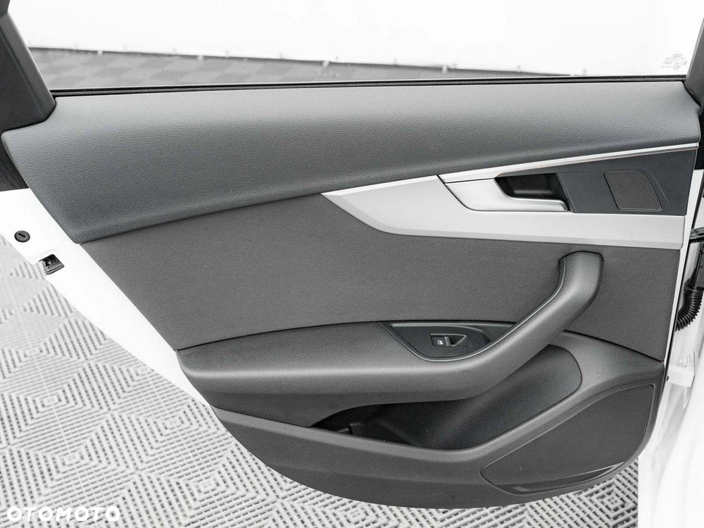 Audi A4 Limousine 35 TFSI mHEV S tronic - 27