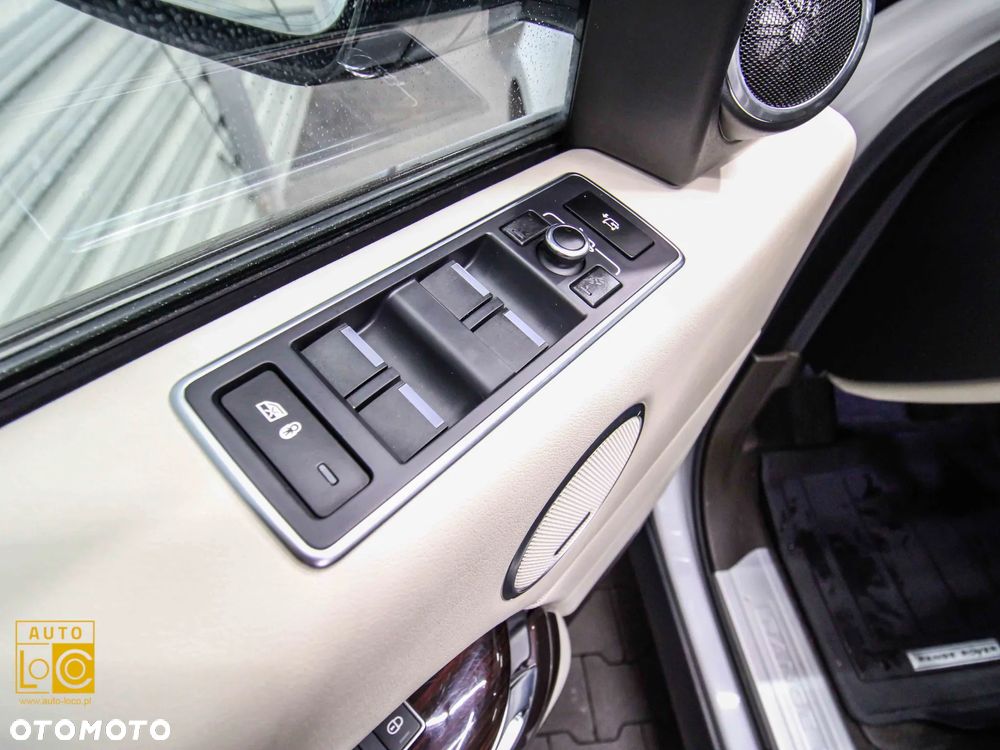 Land Rover Range Rover 4.4SD V8 Vogue - 32