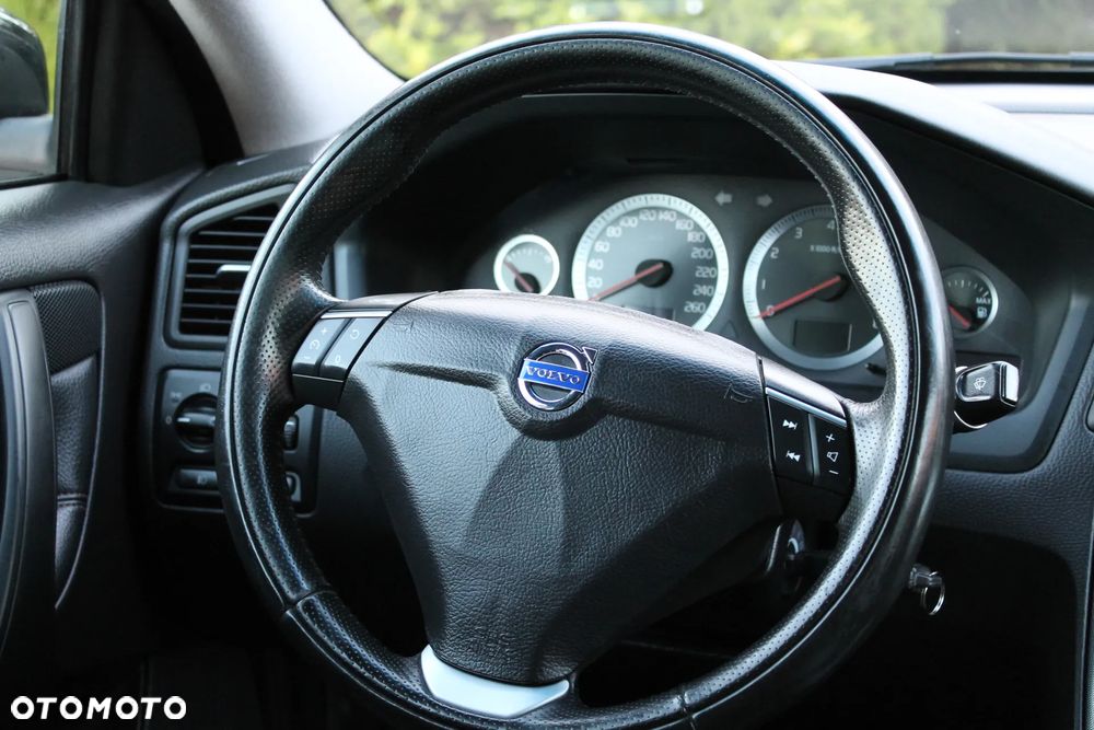 Volvo S60 2.4 Comfort - 32