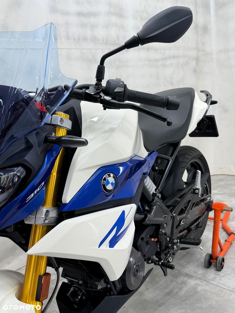 BMW G - 3