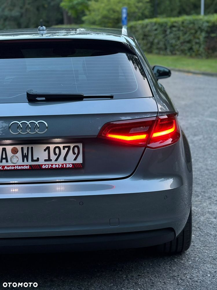 Audi A3 Sportback - 13