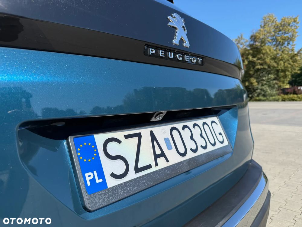 Peugeot 3008 1.5 BlueHDi Allure Pack S&S EAT8 - 24