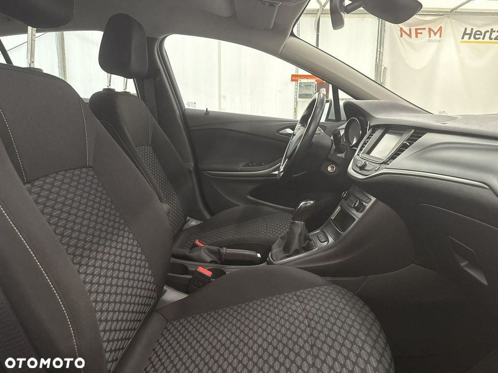 Opel Astra - 22