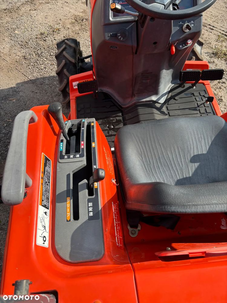 Kubota GT19 – Mini traktor rolniczy 4x4 – 19 KM – Diesel – Glebogryzarka – Auto Leveling – 3 prędkości WOM - 10