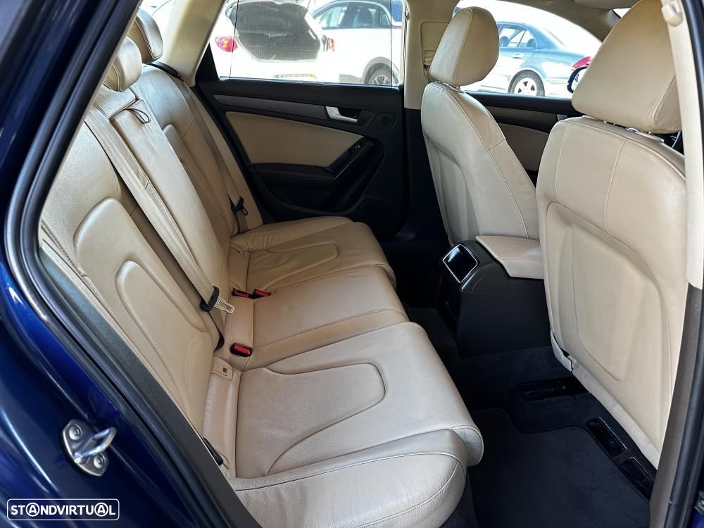 Audi A4 Avant 2.0 TDI Exclusive - 37