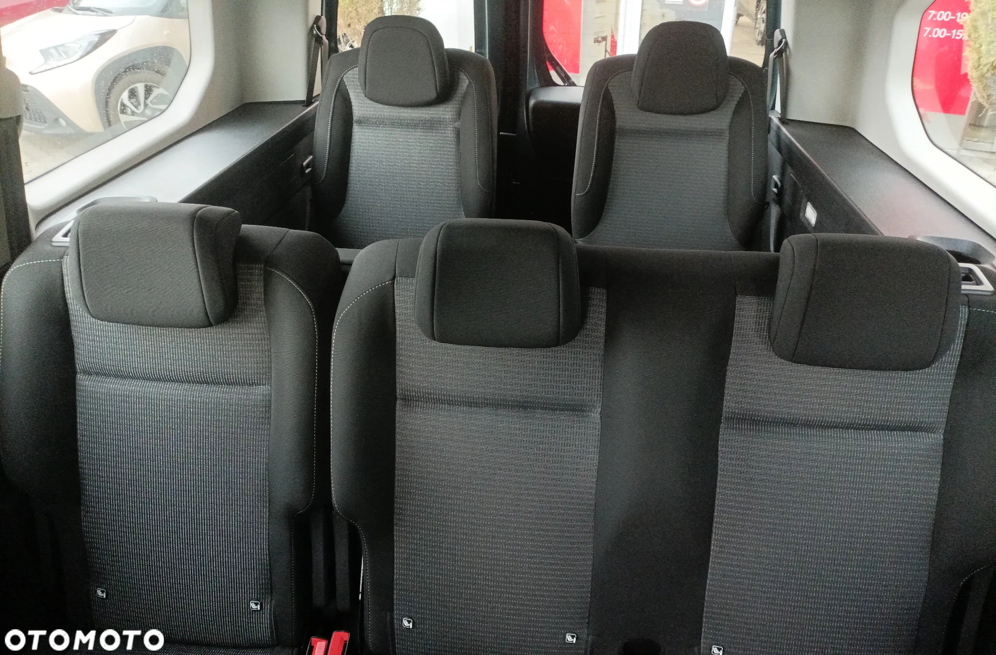 Toyota Proace City Verso Long 1.5 D-4D Business - 12