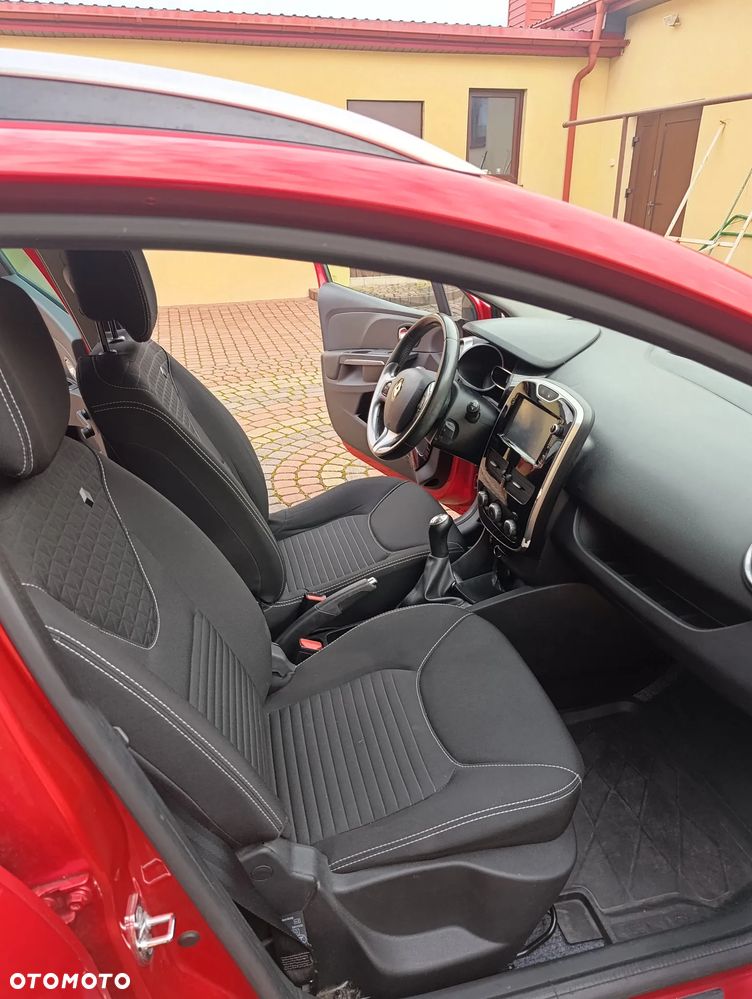 Renault Clio - 14