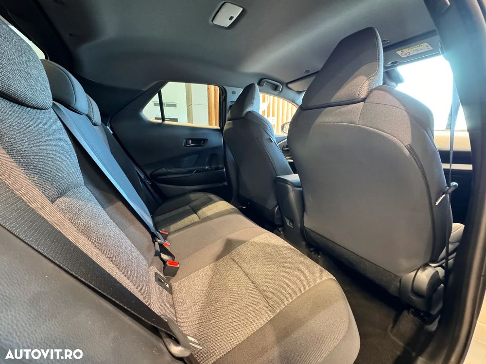 Toyota C-HR 1.8 HEV 140 CP 4x2 CVT Dynamic - 26