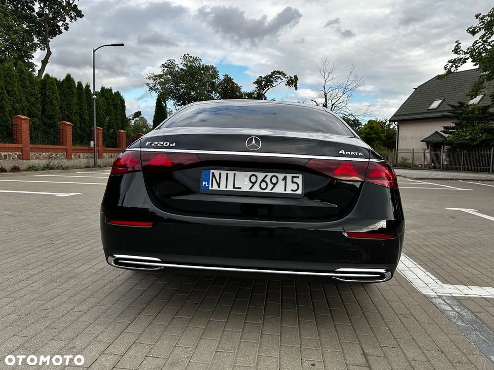 Mercedes-Benz Klasa E - 11