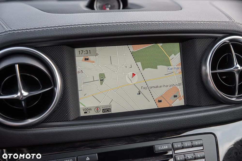 Mercedes-Benz SL 500 7G-TRONIC - 20