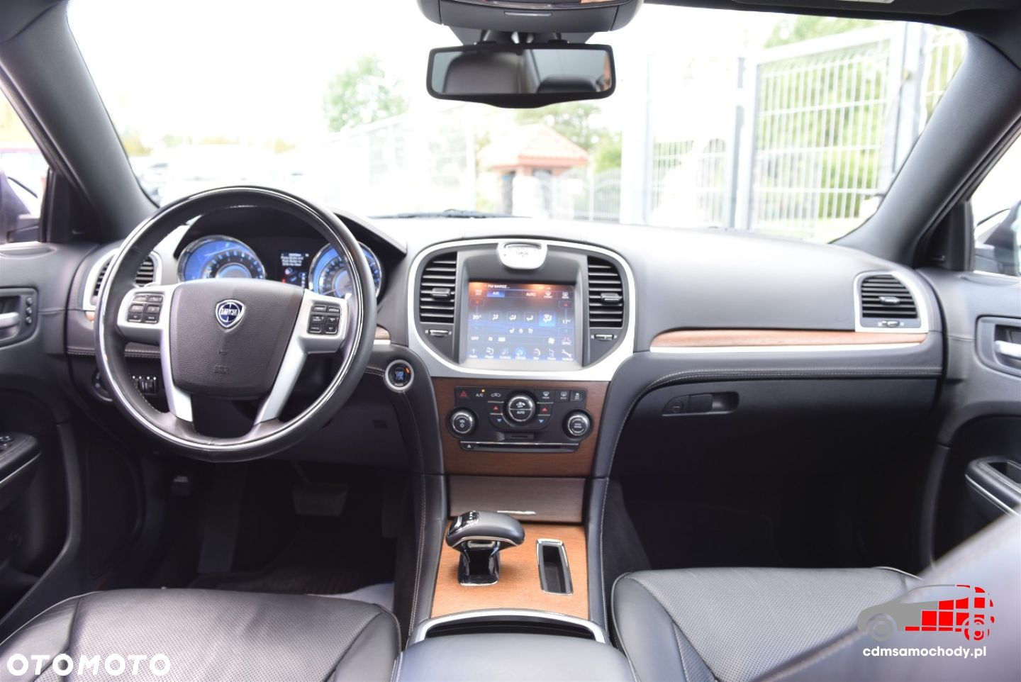 Lancia Thema 3.6 Executive AWD - 23