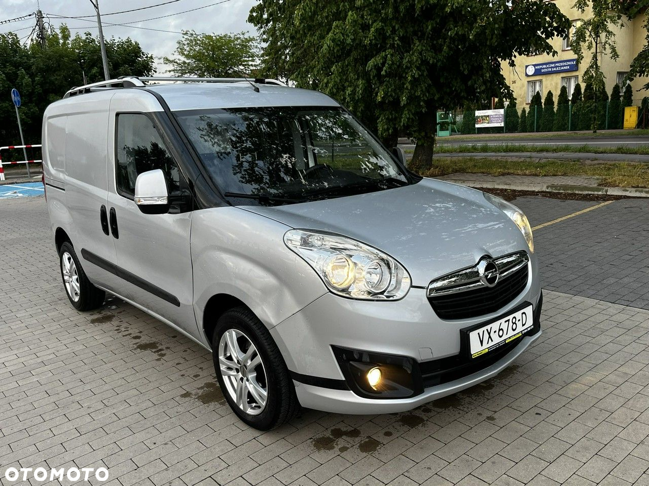 Opel Combo - 9