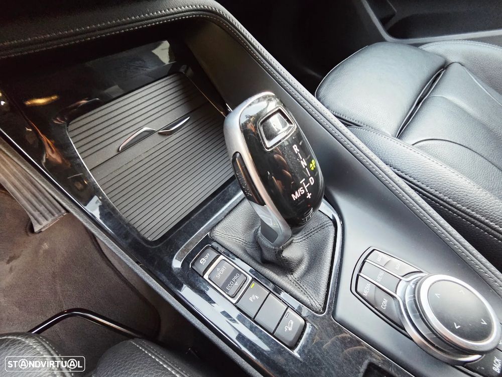 BMW X1 20 d xDrive Auto Line Sport - 29