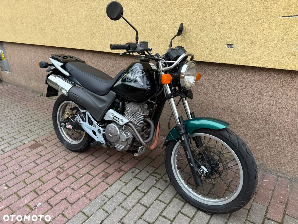 Honda SL - 18