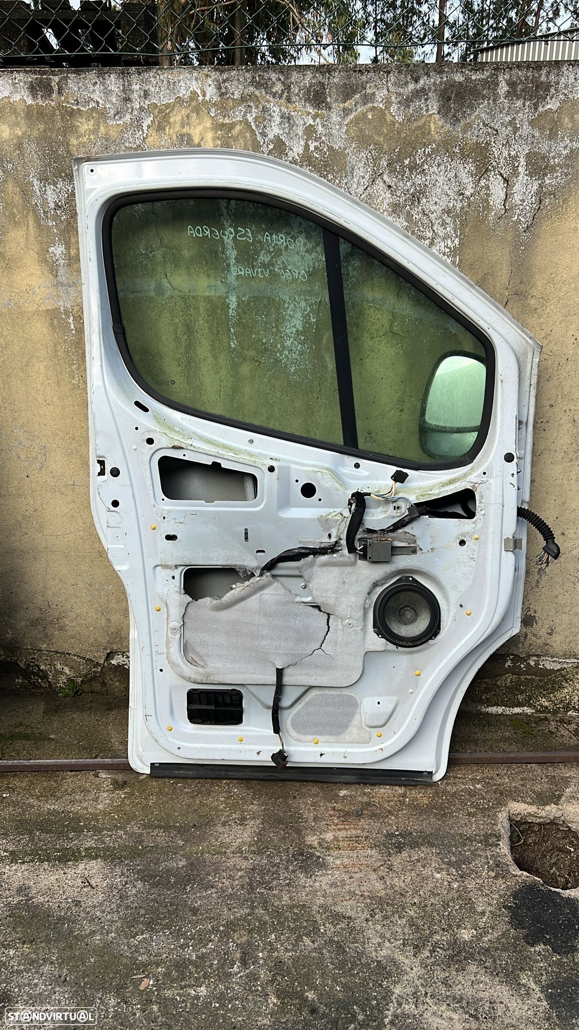 Porta Frente Esquerda Opel Vivaro - 1
