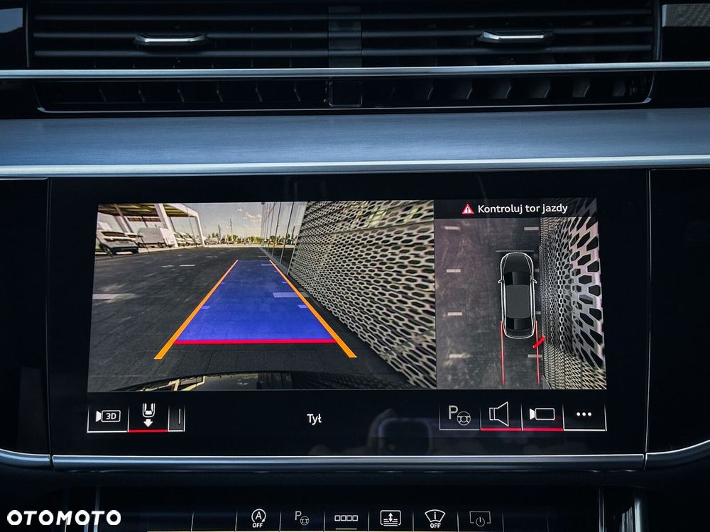 Audi A8 - 32