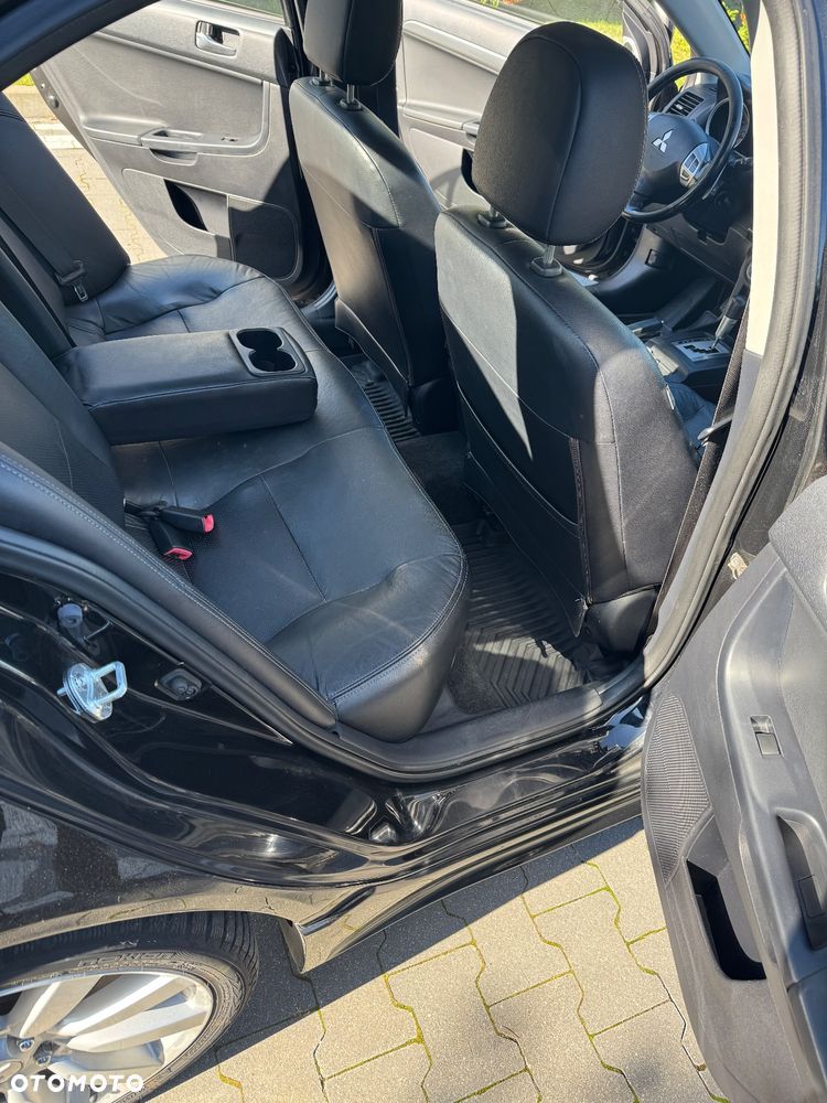 Mitsubishi Lancer 1.8 Instyle NAVI CVT - 15