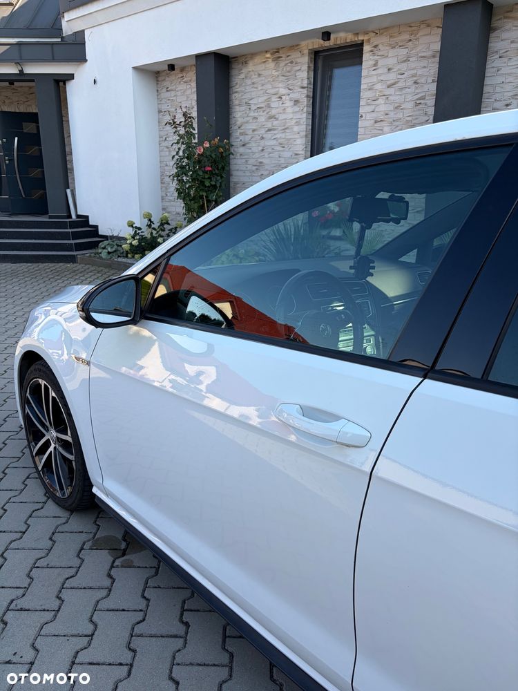 Volkswagen Golf - 12