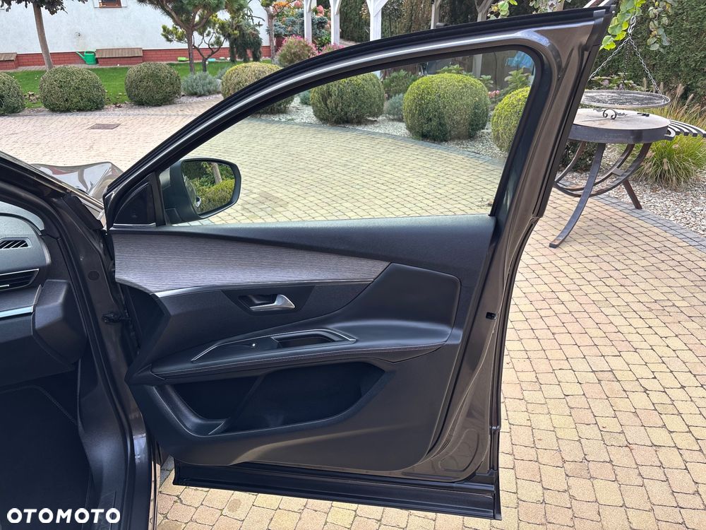 Peugeot 3008 2.0 BlueHDi GT S&S EAT8 - 29