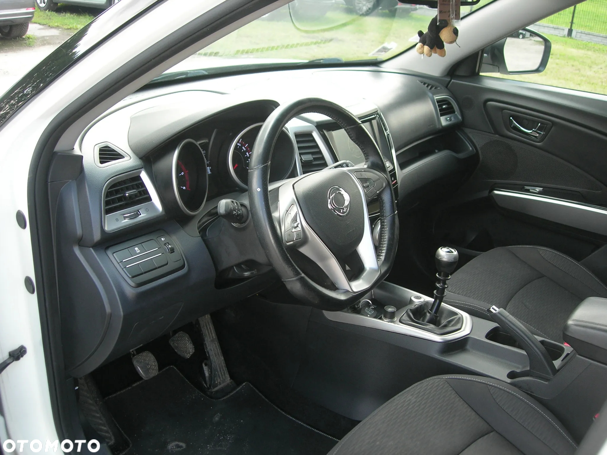 SsangYong/KGM Tivoli - 11