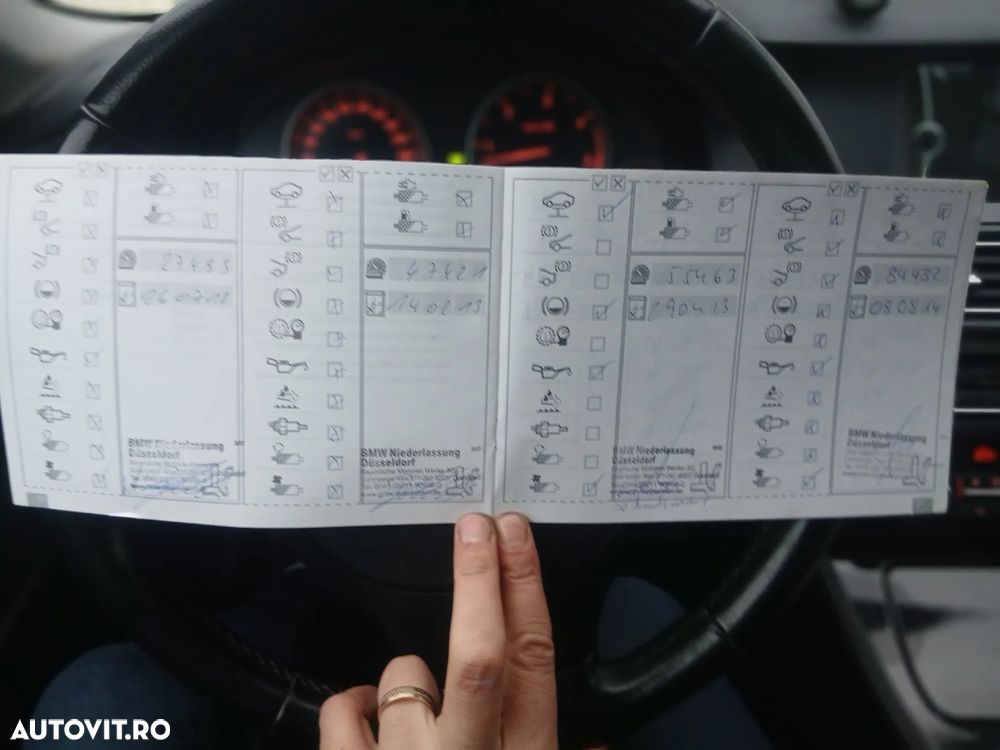 BMW Seria 5 525d Touring Sport-Aut. - 15