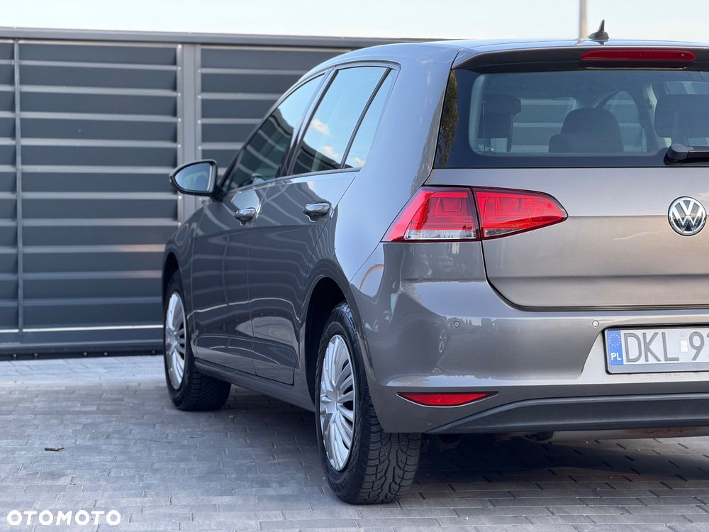 Volkswagen Golf 1.2 TSI BMT Comfortline - 27