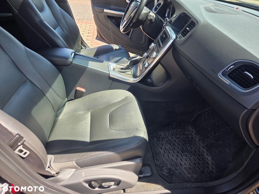 Volvo S60 2.5 T5 AWD - 19
