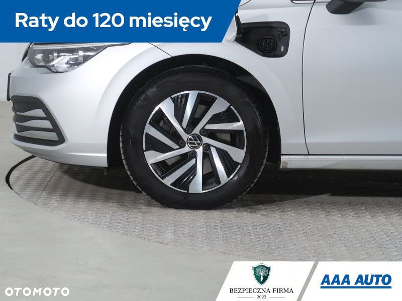 Volkswagen Golf - 15