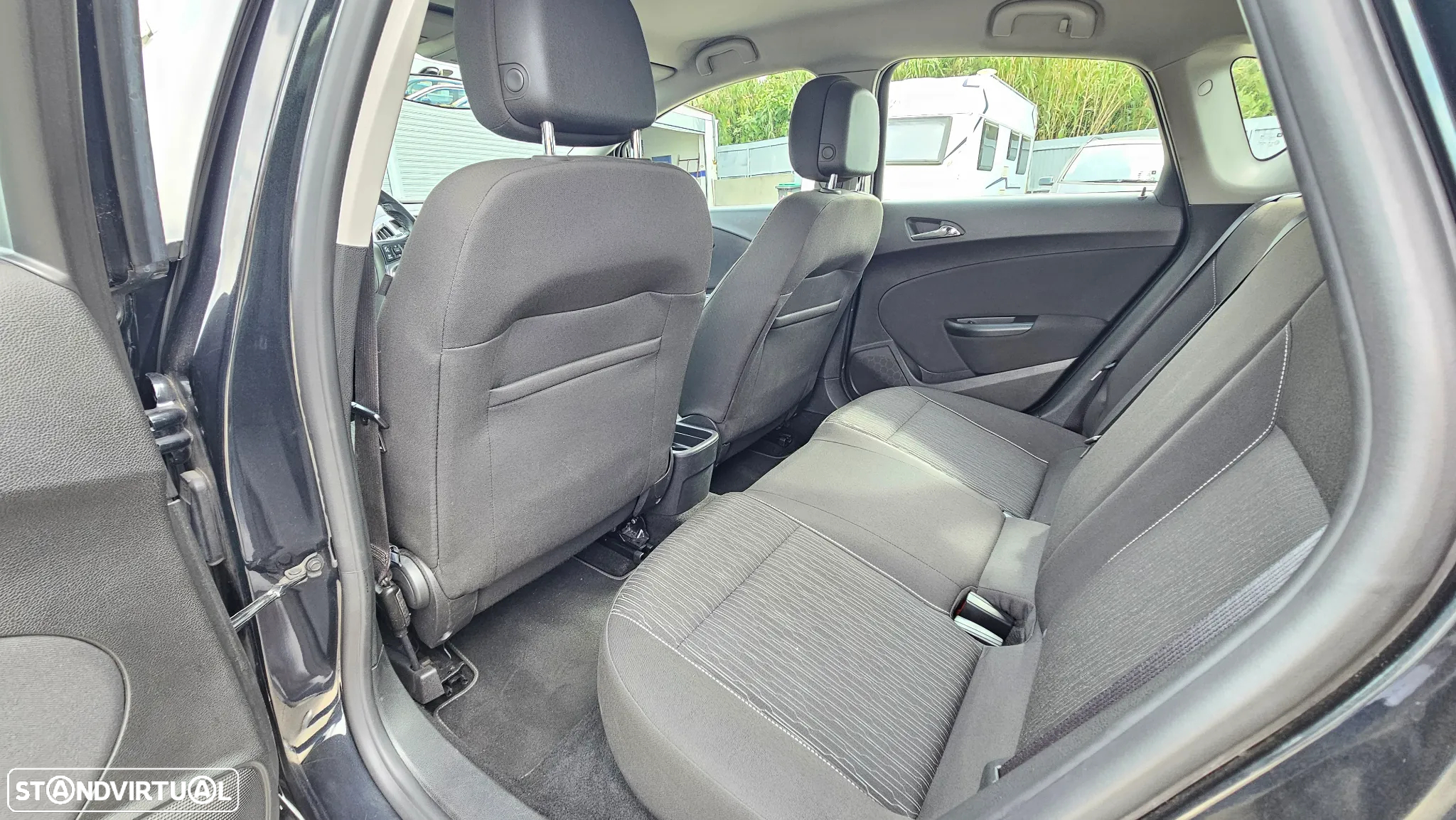 Opel Astra 1.3 CDTi Executive - 23