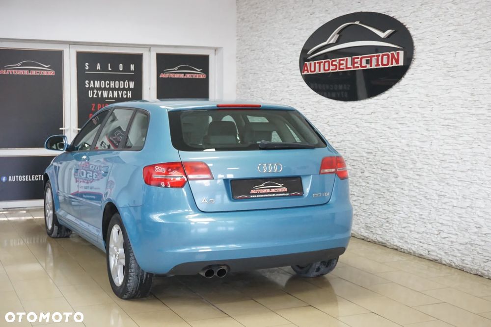 Audi A3 Sportback 2.0 TDI DPF Ambiente - 6