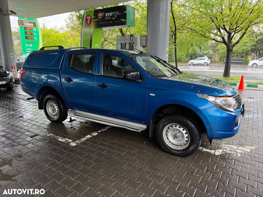 Mitsubishi L200 Pick Up 4x4 S&S Double Cab Basis - 3