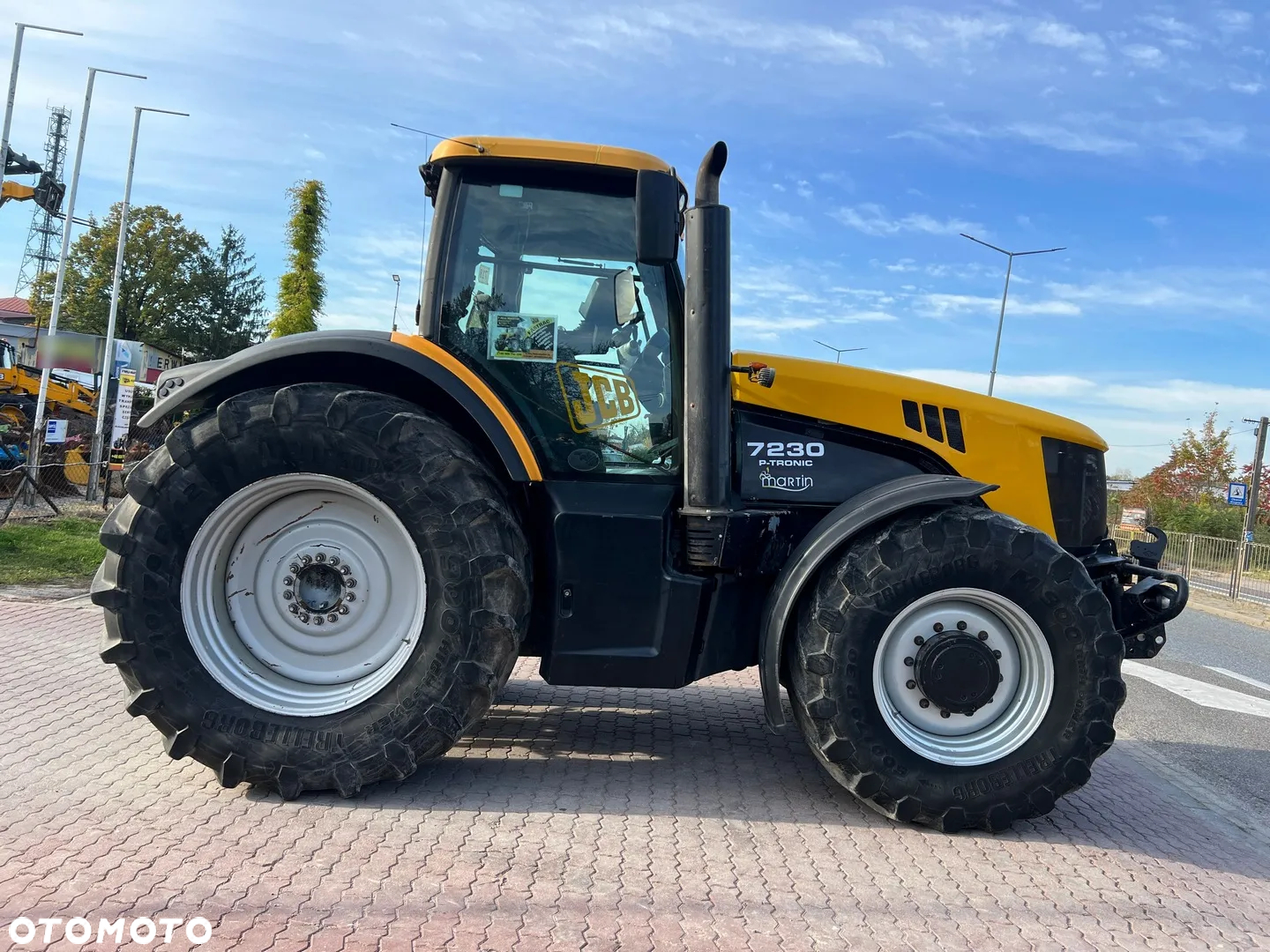 JCB FASTRAC 7230 - 6