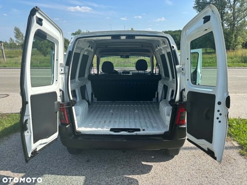 Citroën Berlingo 1.6 HDi 75 Attraction - 6