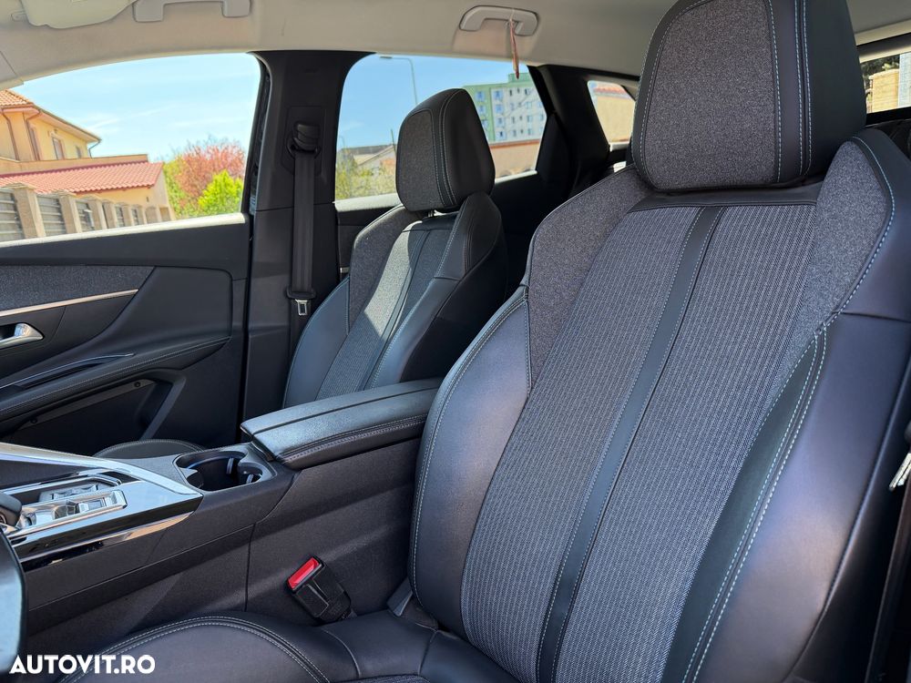 Peugeot 3008 225 e-EAT8 GT Pack - 17
