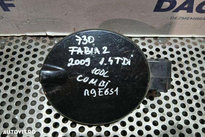 Usita rezervor 5J9809857A 5J9809857A Skoda Fabia 5J [2007 - 2010] Com - 1