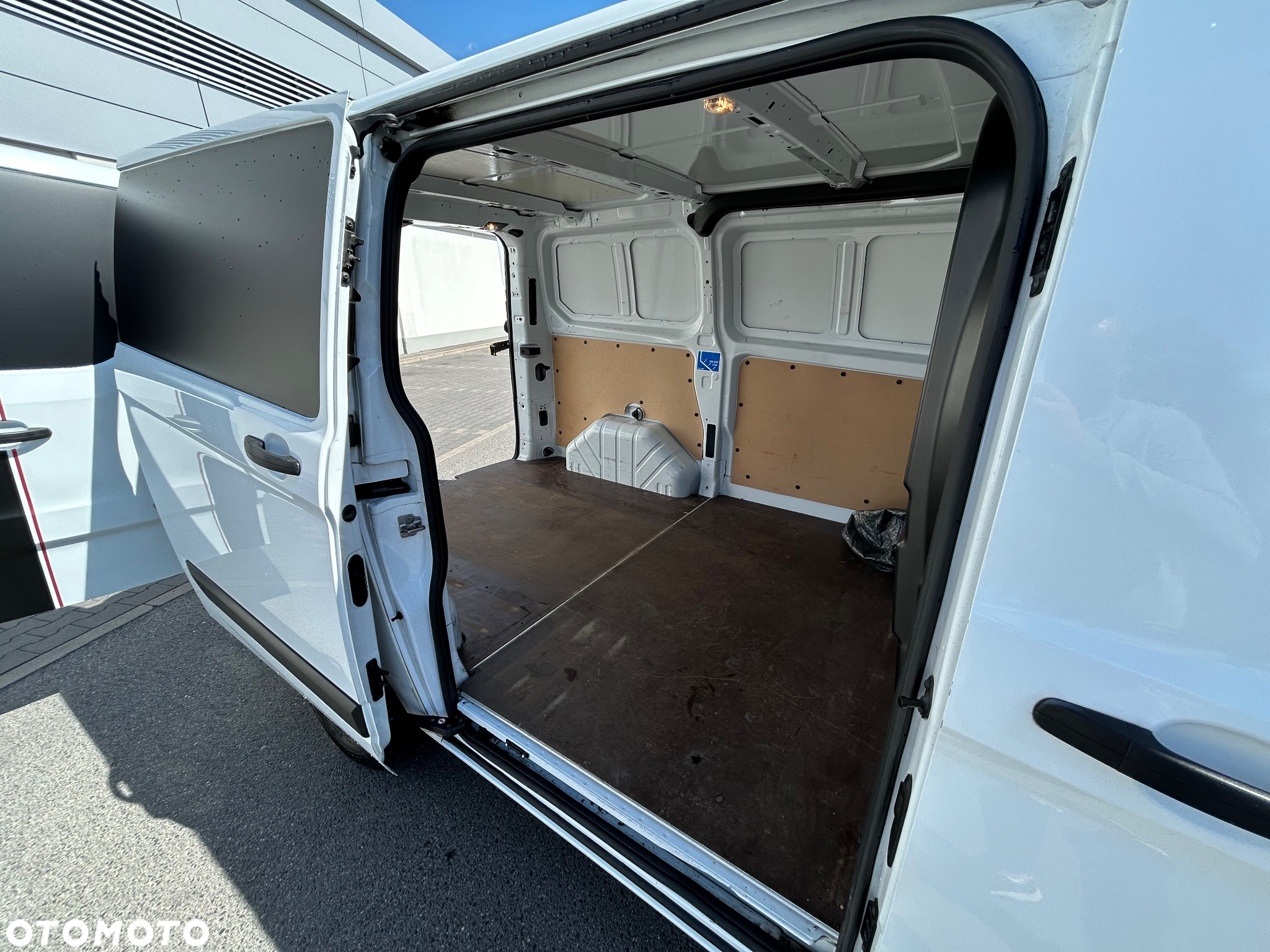 Ford Transit custom - 10